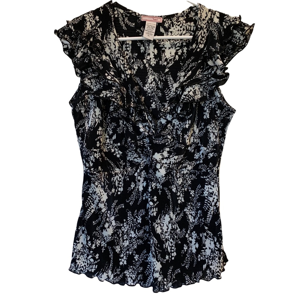 Feminine Ruffle Black & White Top Size XL
